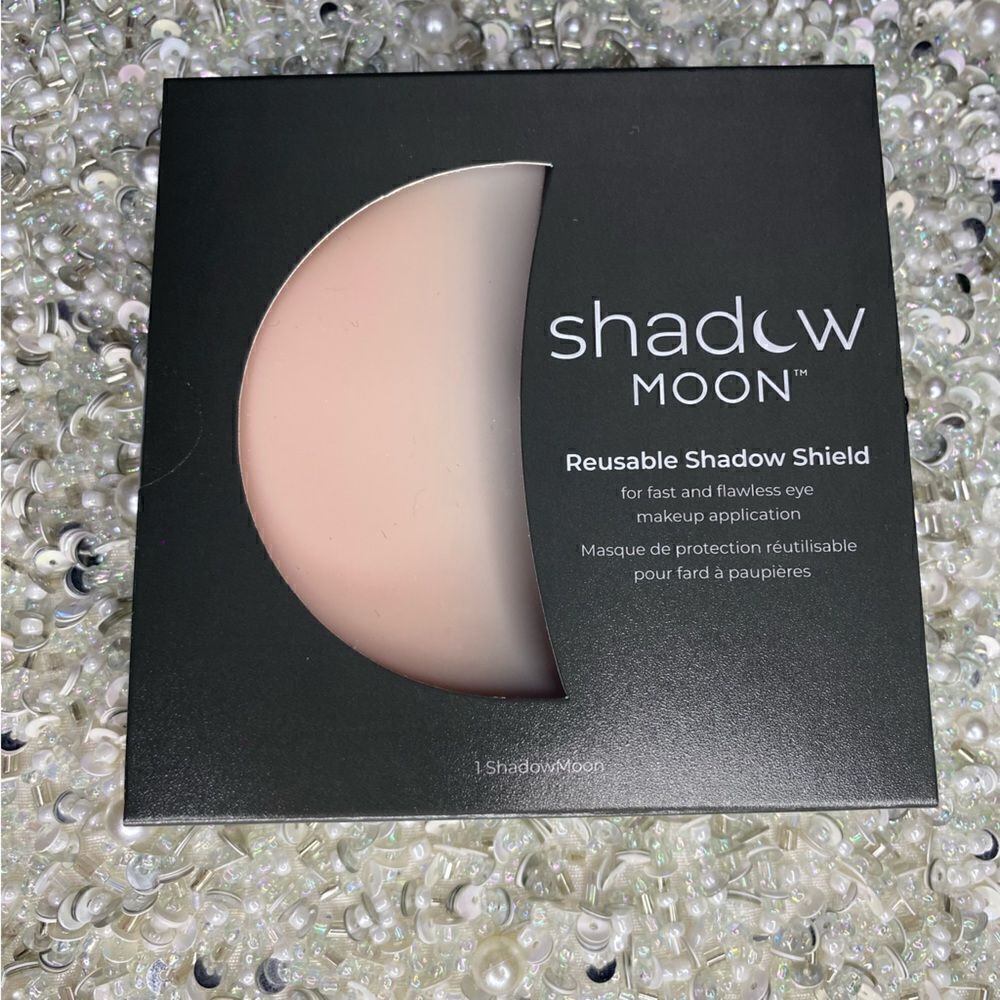 Shadow Moon - Reusable eyeshadow shield